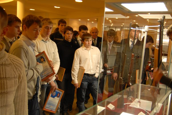 День героев Отечества в России Тульский Государственный Музей Оружия