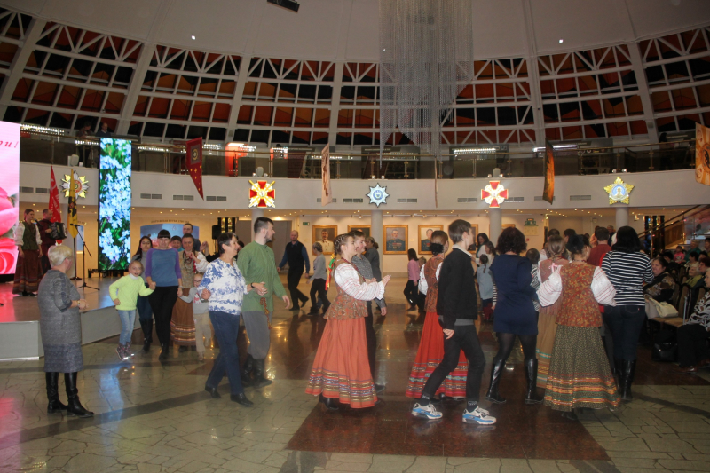 «Целуйте руки матерям своей любовью Вас хранящих!» - творческий вечер в музее оружия, посвященный Международному дню матери Тульский Государственный Музей Оружия