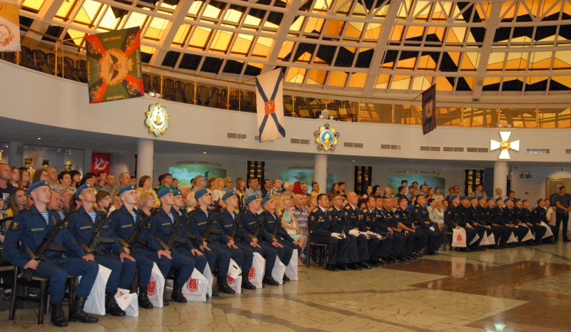 «Служу России!». Военная присяга личного состава научно-производственной роты 106-й дивизии ВДВ в музее оружия. Тульский Государственный Музей Оружия