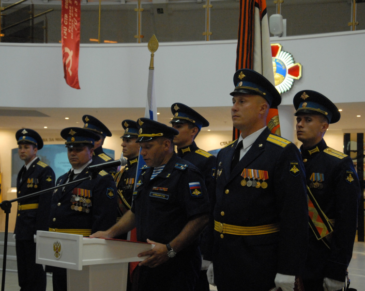 «Служу России!». Военная присяга личного состава научно-производственной роты 106-й дивизии ВДВ в музее оружия. Тульский Государственный Музей Оружия