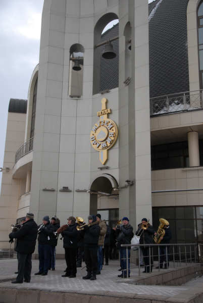 На Аллее Славы знаменитых оружейников г. Тулы музея оружия торжественно открыт бюст Евгения Николаевича Сабинина Тульский Государственный Музей Оружия