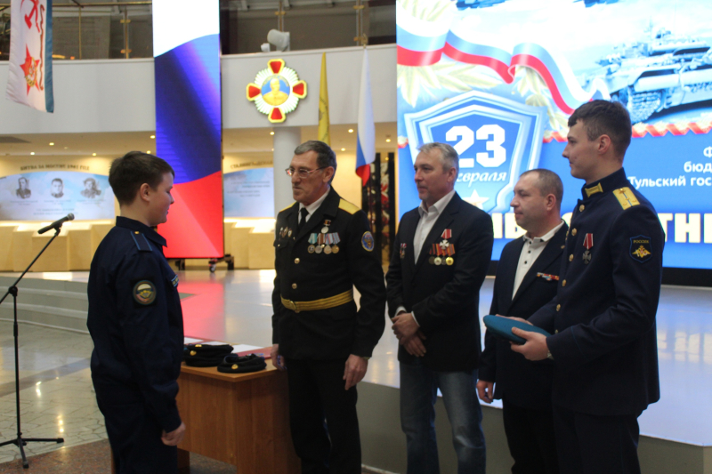 День защитника Отечества в Тульском музее оружия Тульский Государственный Музей Оружия