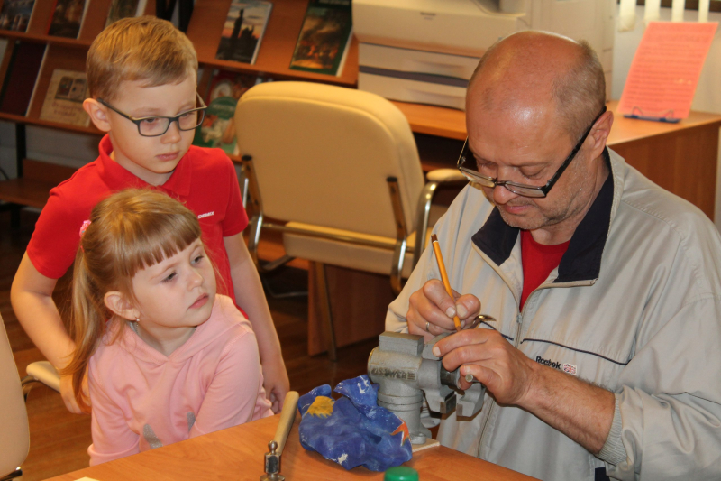 «Школьники Летом Едут в Музей!» Международный день защиты детей в музее оружия (здании-«шлеме») Тульский Государственный Музей Оружия