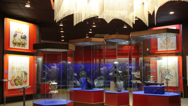 «КОРОЛЕВСКИЕ ИГРЫ». Блеск и роскошь рыцарских турниров в здании Тульского музея оружия! Выставка открыта! Тульский Государственный Музей Оружия