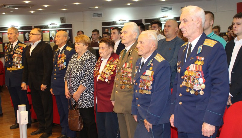 Равнение на ветеранов! Урок мужества в музее оружия Тульский Государственный Музей Оружия