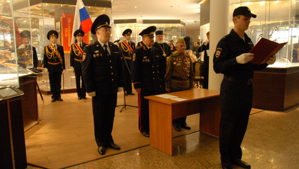 Молодые сотрудники органов и подразделений внутренних дел Тульской области приняли присягу в музее оружия Тульский Государственный Музей Оружия