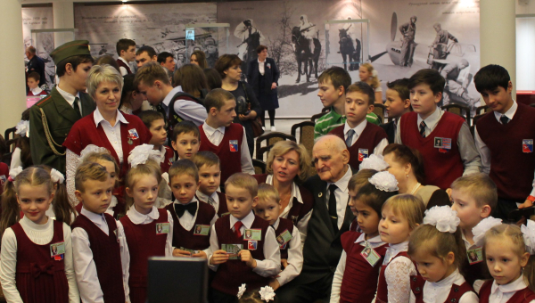 Равняемся на Героев! В музее оружия состоялась ежегодная торжественная церемония посвящения в «юные леоновцы» Тульский Государственный Музей Оружия