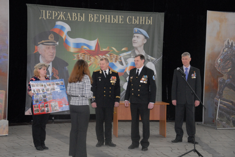 «Тайфун»: торжественное построение в музее оружия! Тульский Государственный Музей Оружия
