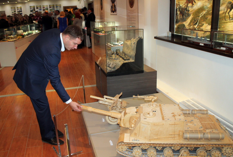 Открытие выставки «Техника в масштабе» в Тульском музее оружия! Тульский Государственный Музей Оружия