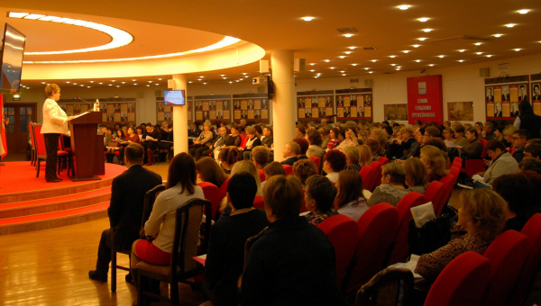 В музее оружия обсуждали актуальные вопросы формирования у молодежи гражданственности и патриотизма Тульский Государственный Музей Оружия