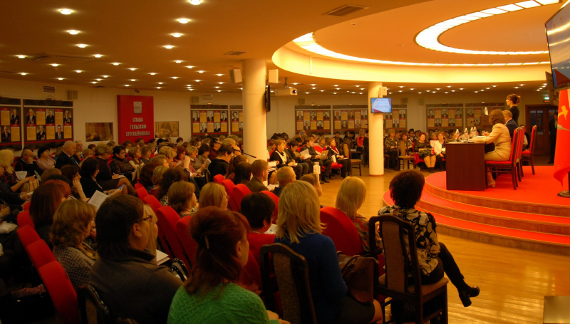 В музее оружия обсуждали актуальные вопросы формирования у молодежи гражданственности и патриотизма Тульский Государственный Музей Оружия