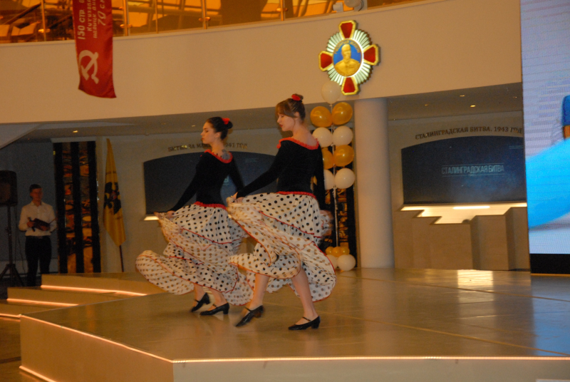 В Тульском музее оружия выпускникам торжественно вручили дипломы о профессиональном образовании Тульский Государственный Музей Оружия