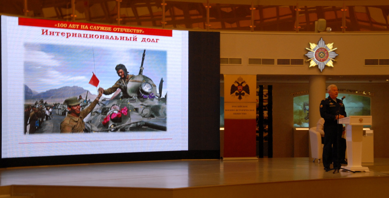 Несокрушимая и легендарная! К 100-летию РККА! Исторический экскурс в Тульском музее оружия! Тульский Государственный Музей Оружия