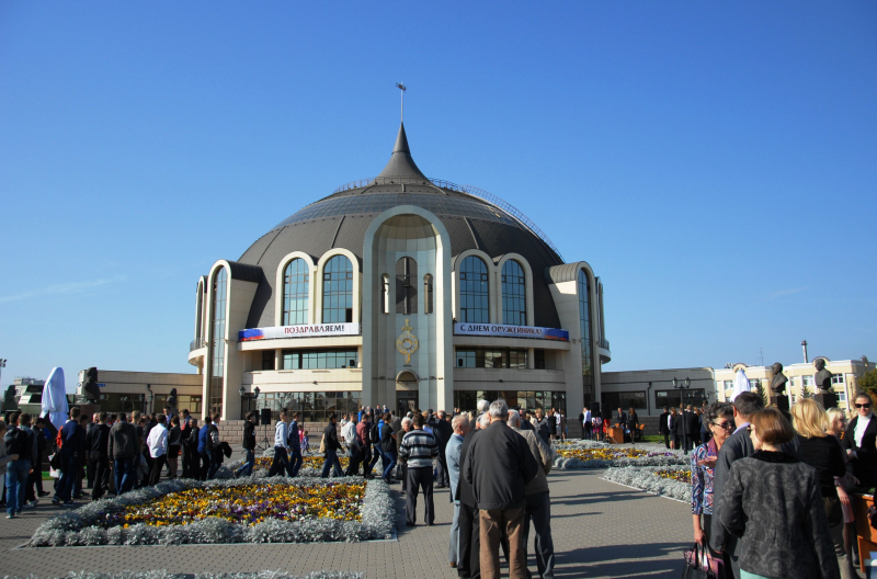 «Во всём мире нет таких городов, где была бы такая Аллея Славы знаменитых оружейников» Тульский Государственный Музей Оружия