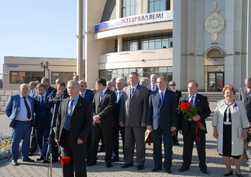 «Во всём мире нет таких городов, где была бы такая Аллея Славы знаменитых оружейников» Тульский Государственный Музей Оружия