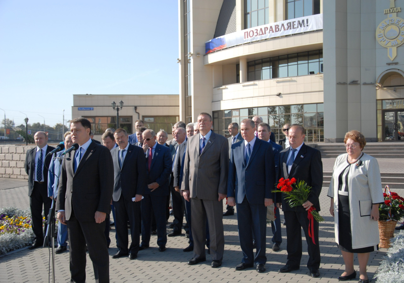 «Во всём мире нет таких городов, где была бы такая Аллея Славы знаменитых оружейников» Тульский Государственный Музей Оружия