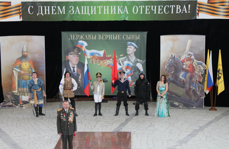 Три поколения воинов принимали поздравления в Тульском музее оружия Тульский Государственный Музей Оружия