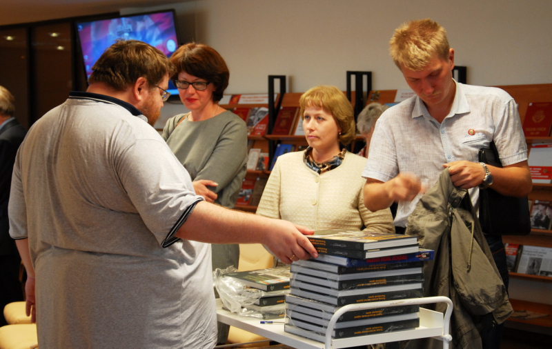 Из Фонда «Русские витязи» в фонд музея оружия Тульский Государственный Музей Оружия