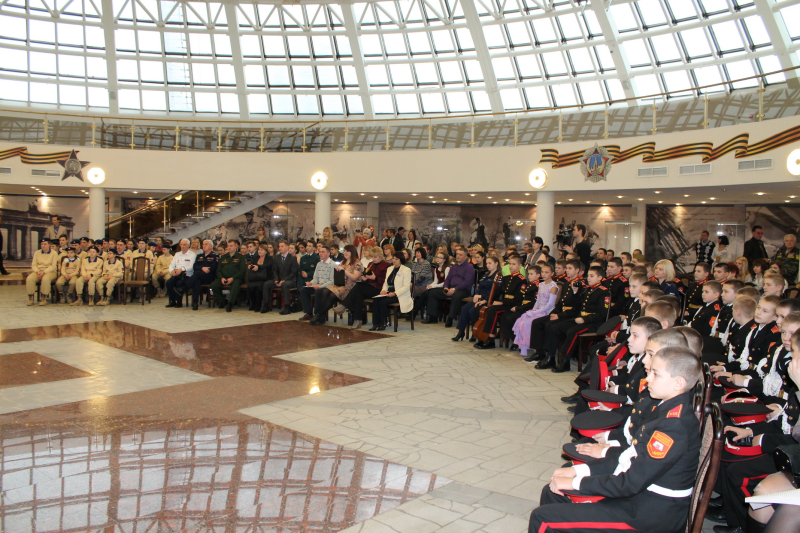 «… И скоро балу быть…» Кадетский бал в музее оружия Тульский Государственный Музей Оружия