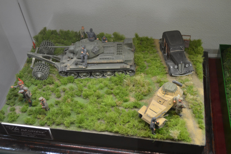 Выставка масштабных моделей бронетехники, авиации и автотранспорта времен Второй мировой войны Тульский Государственный Музей Оружия