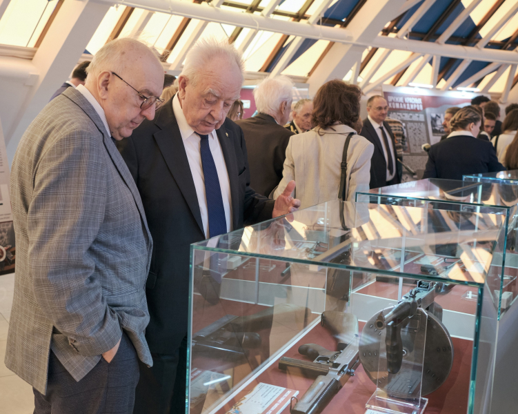 Выставка «Оружие Великой Победы» Тульский Государственный Музей Оружия