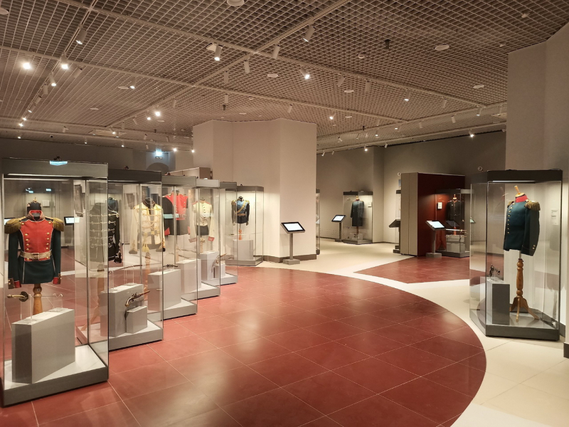 Выставка «Честь мундира: история российских войск XVIII – начала XX века» Тульский Государственный Музей Оружия