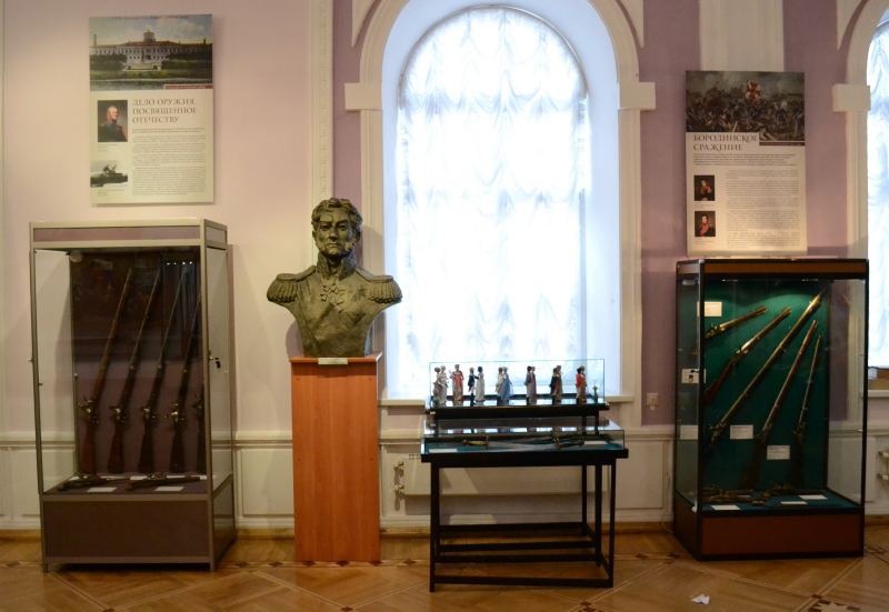 Выездная выставка «Слава российского оружия» Тульский Государственный Музей Оружия