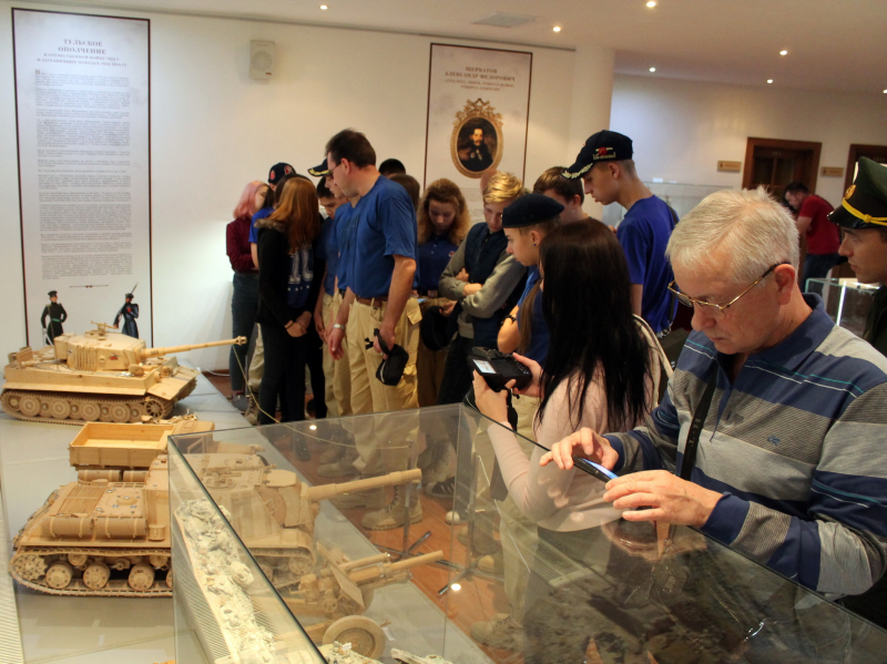 Выставка «Техника в масштабе» Тульский Государственный Музей Оружия