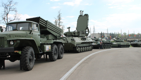 Выставка крупногабаритной военной техники «Стальные стражи» Тульский Государственный Музей Оружия