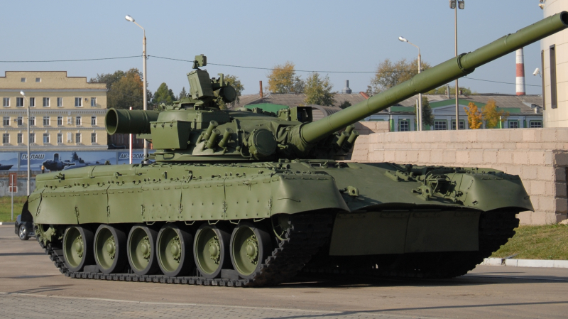 Выставка крупногабаритной военной техники «Стальные стражи» Тульский Государственный Музей Оружия