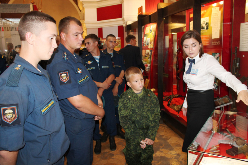 Выставка «Легендарный Калашников» Тульский Государственный Музей Оружия