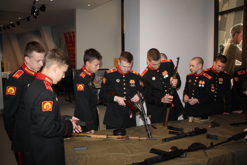 Арсенал и щит России Тульский Государственный Музей Оружия