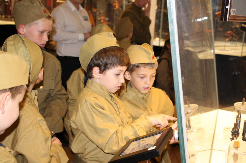 Арсенал и щит России Тульский Государственный Музей Оружия