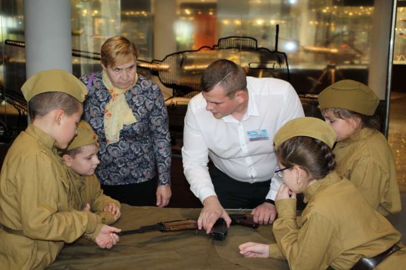 Арсенал и щит России Тульский Государственный Музей Оружия