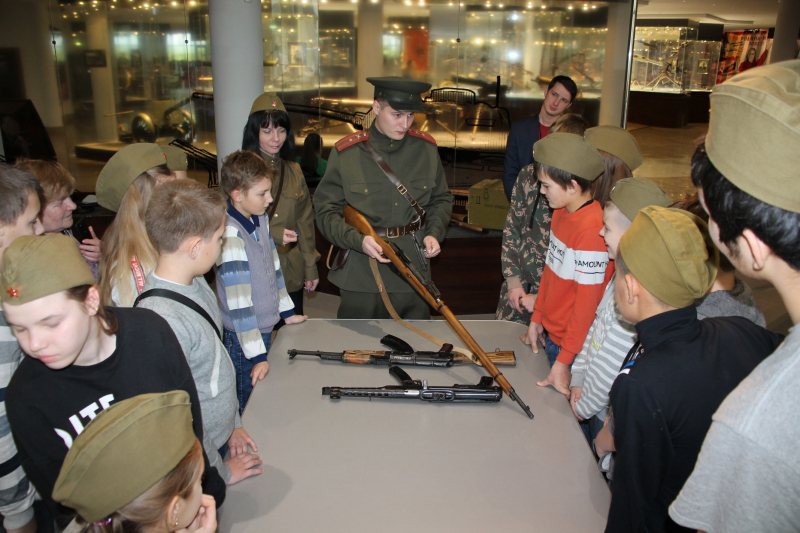 Арсенал и щит России Тульский Государственный Музей Оружия