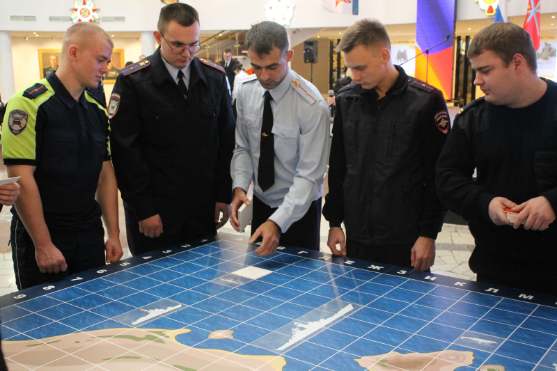 Стальные стражи в бою Тульский Государственный Музей Оружия