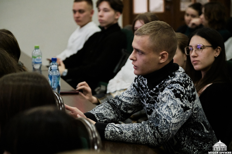 Лекция А.Б. Арбекова «Пыль от шагающих сапог» Тульский Государственный Музей Оружия