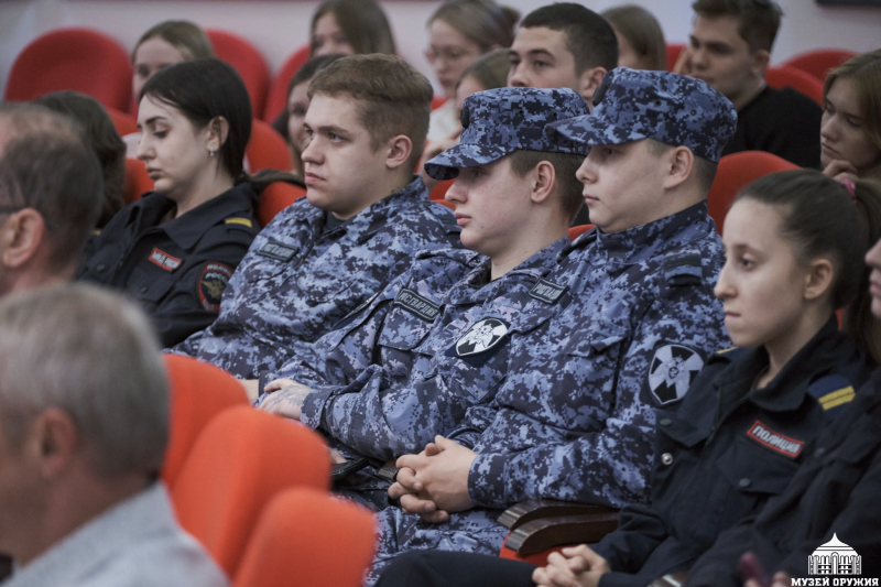 Лекция Ильи Николаевича Петрухина Тульский Государственный Музей Оружия