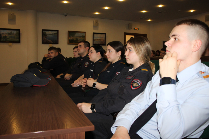 Лекция «Музей первых Тульских оружейных заводов» хранителя музейных предметов, кандидата исторических наук М.Б. Крапивенцевой» Тульский Государственный Музей Оружия