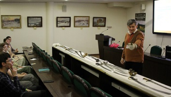 Лекция «Холодное оружие. Основные понятия. Классификация. Проблемы понятийного аппарата. Особенности конструкции» Тульский Государственный Музей Оружия