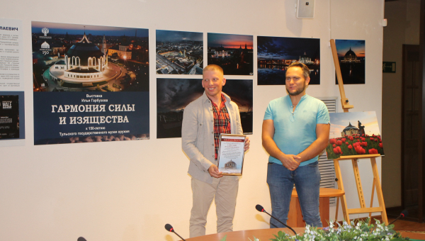 В преддверии 150-летия Тульского государственного музея оружия состоялось открытие выставки «Гармония силы и изящества» талантливого тульского фотохудожника Ильи Гарбузова Тульский Государственный Музей Оружия