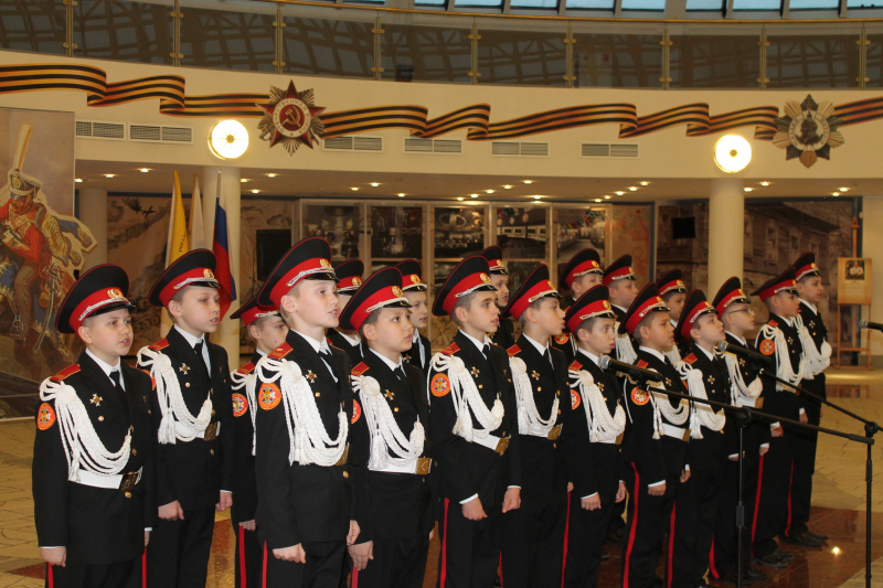 «… И скоро балу быть…» Кадетский бал в музее оружия Тульский Государственный Музей Оружия