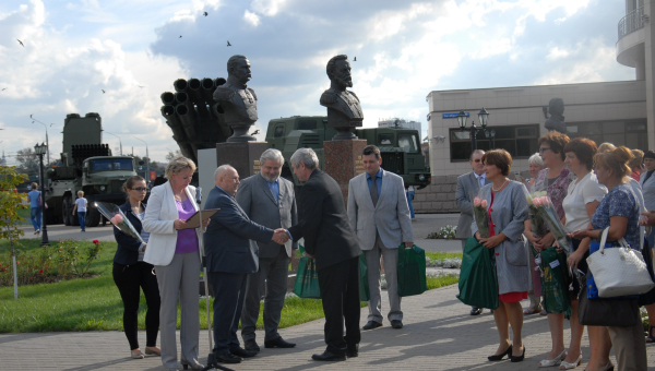 Лауреаты премии имени А.Н. Ганичева, продолжатели славных традиций великих тульских оружейников! Тульский Государственный Музей Оружия