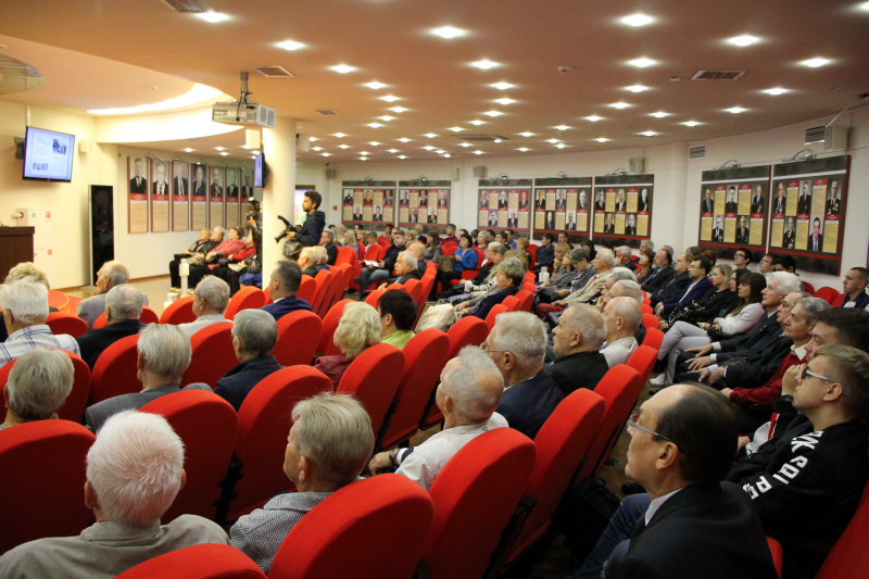 Презентация уникального издания «Премия имени С.И. Мосина: из века в век» состоялась в музее оружия Тульский Государственный Музей Оружия