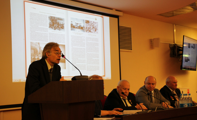Презентация уникального издания «Премия имени С.И. Мосина: из века в век» состоялась в музее оружия Тульский Государственный Музей Оружия