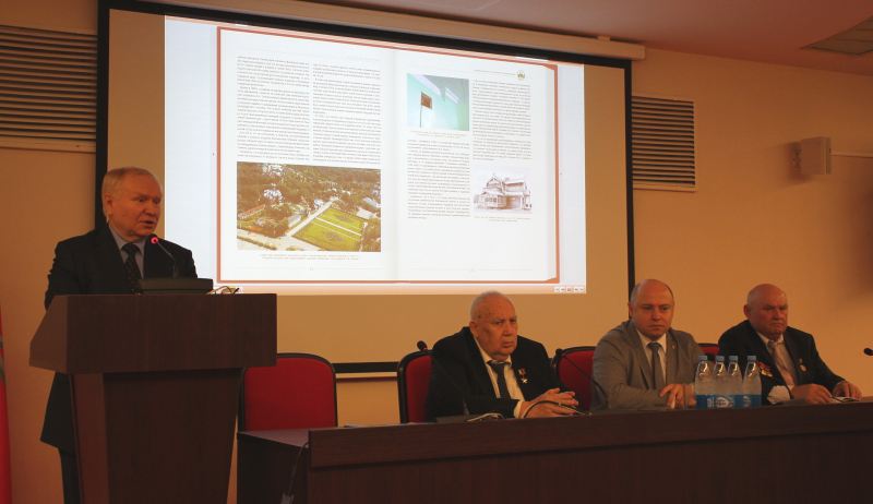 Презентация уникального издания «Премия имени С.И. Мосина: из века в век» состоялась в музее оружия Тульский Государственный Музей Оружия