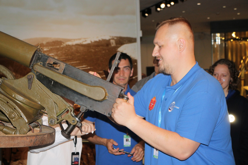 Участники Международного молодежного промышленного форума «Инженеры будущего» - в Тульском музее оружия! Тульский Государственный Музей Оружия