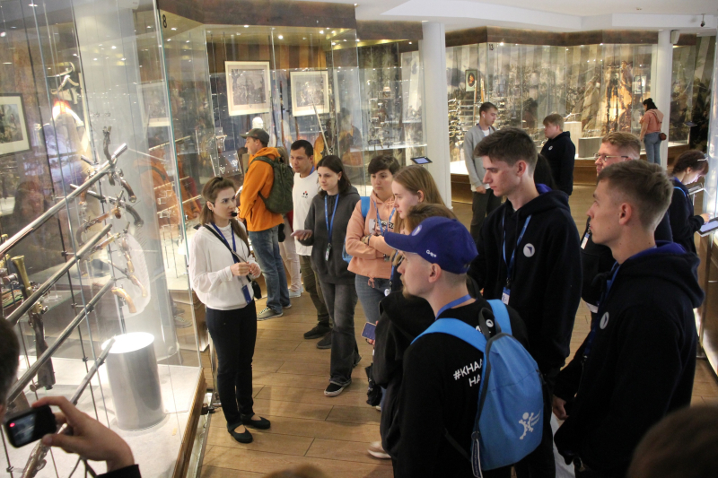 Участники Международного молодежного промышленного форума «Инженеры будущего» - в Тульском музее оружия! Тульский Государственный Музей Оружия