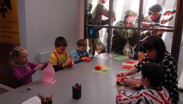 Каждую пятницу музей оружия приглашает туляков и гостей города на семейную программу выходного дня «Музей для друзей!» Тульский Государственный Музей Оружия