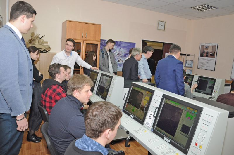 Cотрудники Тульского музея оружия на легендарном КБП им. академика А.Г.Шипунова! Тульский Государственный Музей Оружия